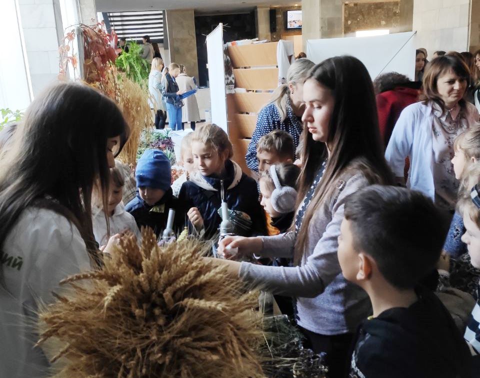 Майбутні абітурієнти знайомляться з локацією факультету